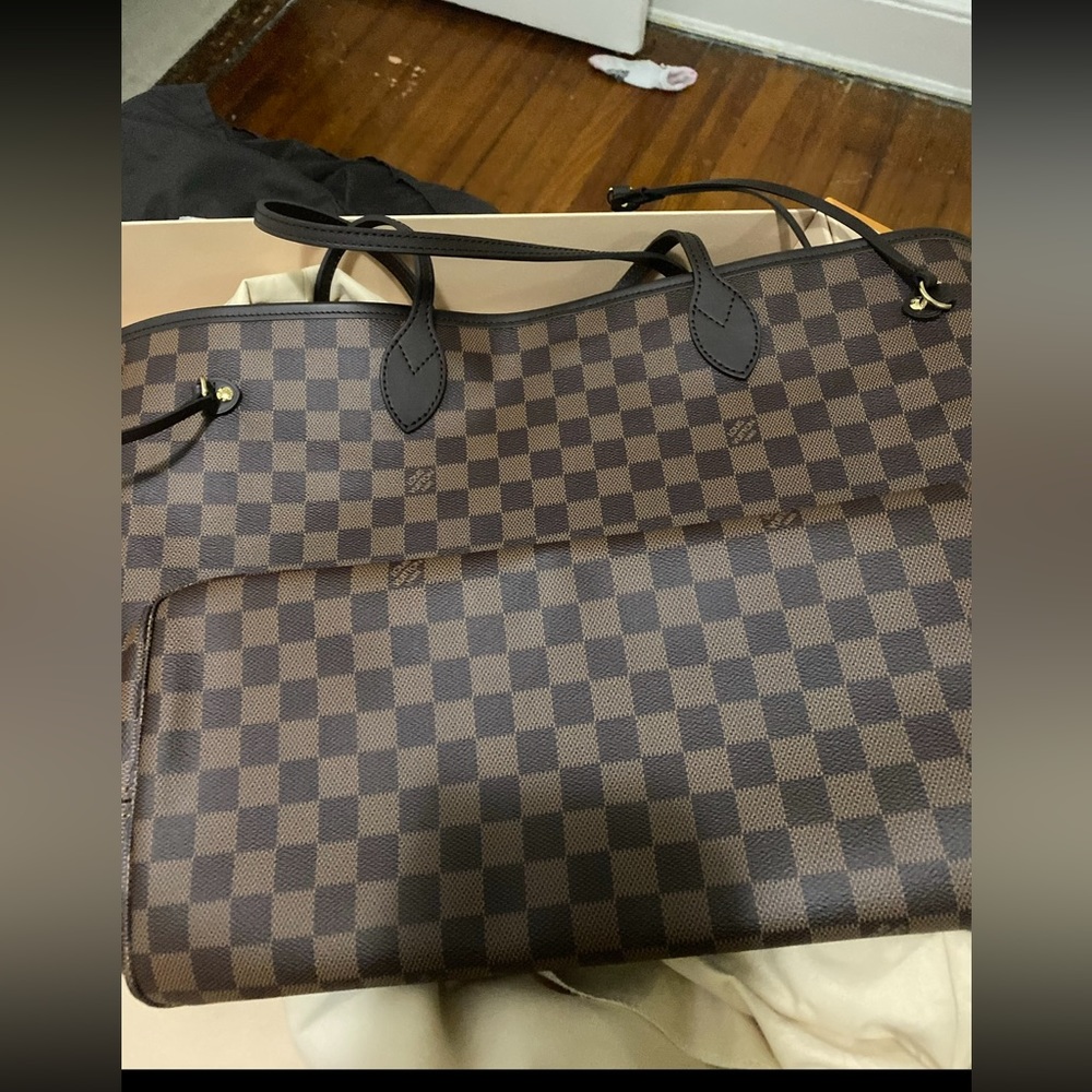 Louis Vuitton Neverfull MM